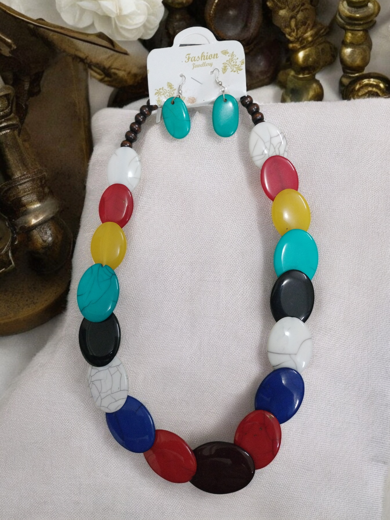 Fancy Resin Multi Color Necklace Set - Image 4