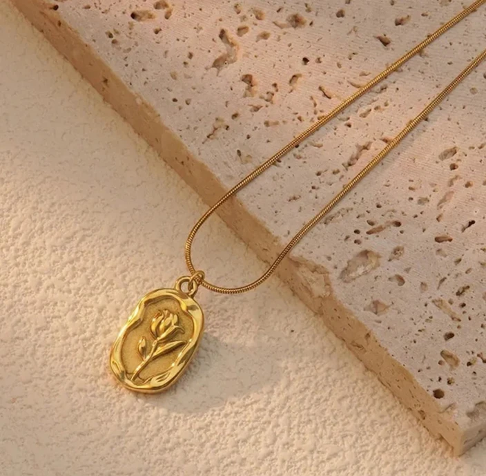 Ch 10 Anti Tanisha Rose pendant