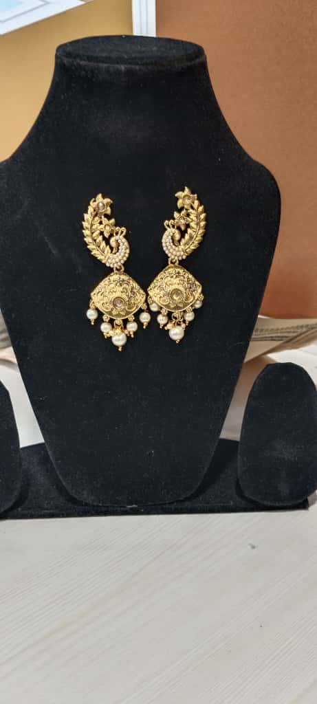 traditional Indian jhumka earrings - Image 3